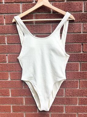 It’s Now Cool Cream Ribbed One-Piece Swimsuit Medium | Textured Scoop Back